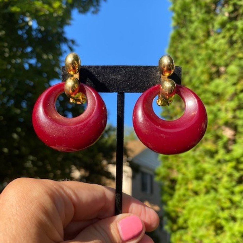 KENNETH LANE Burgundy Brown Lucite Door Knocker EARRINGS
